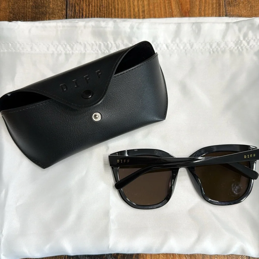 DIFF Sunglasses